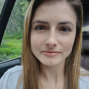 Meet your Posher, Jillian